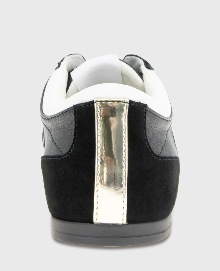 Alma Leather Sneaker>Kenneth Cole Sale