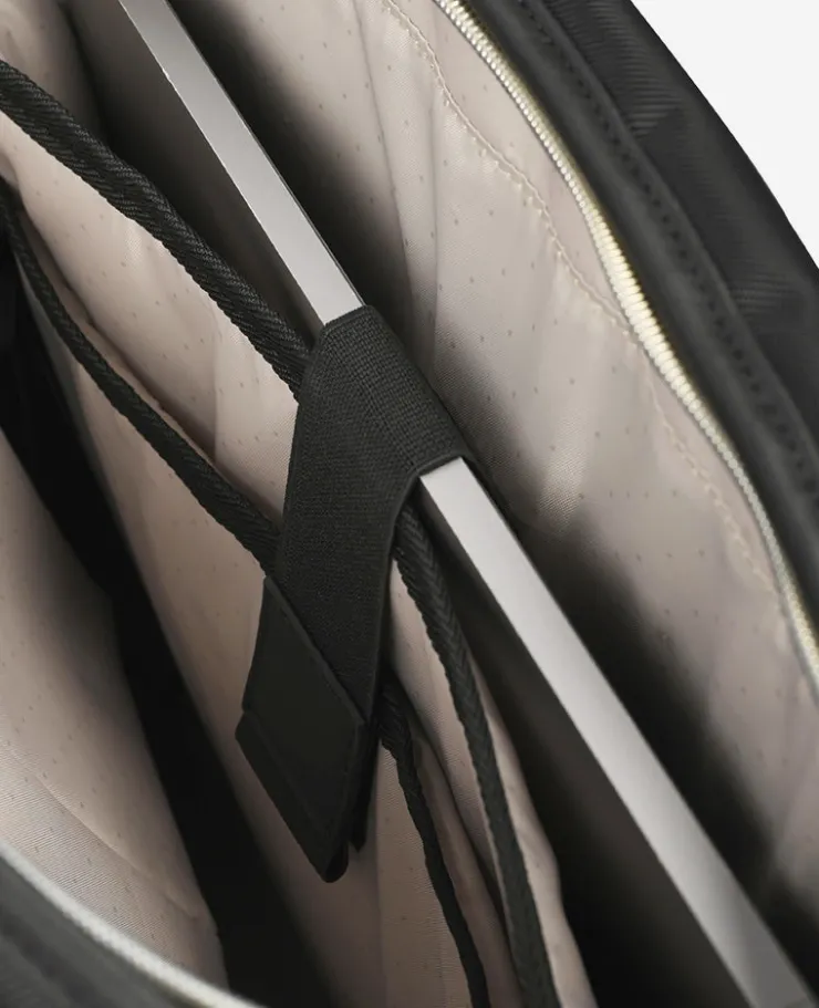 Chelsea Tote Bag>Kenneth Cole Clearance