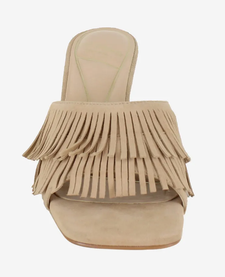 Darby Suede Fringe Heel>Kenneth Cole