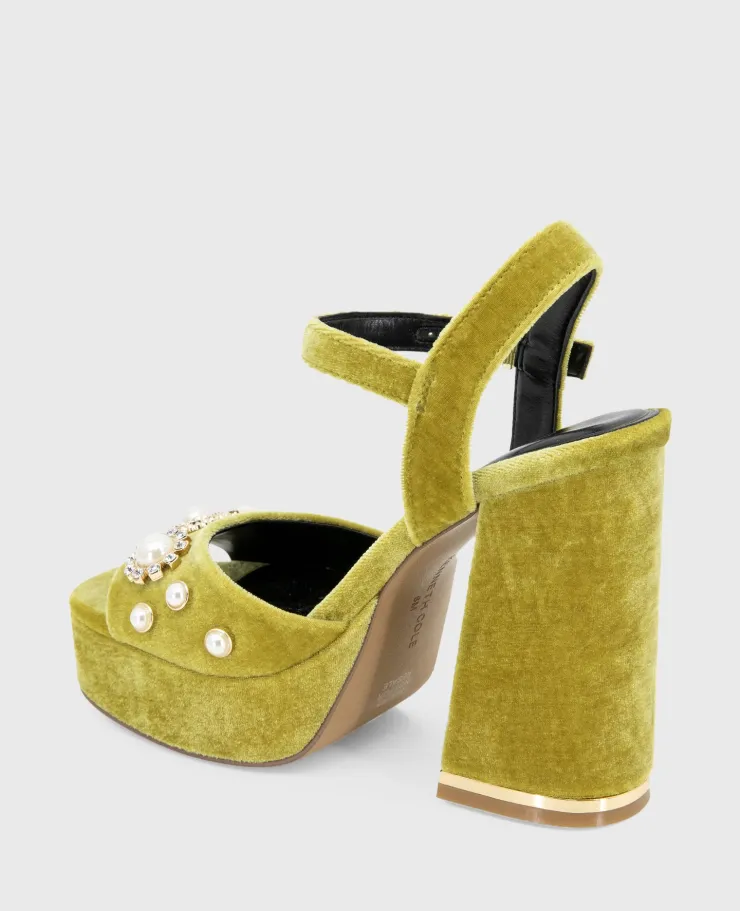 Dolly Charms Velvet Platform Sandal>Kenneth Cole Outlet