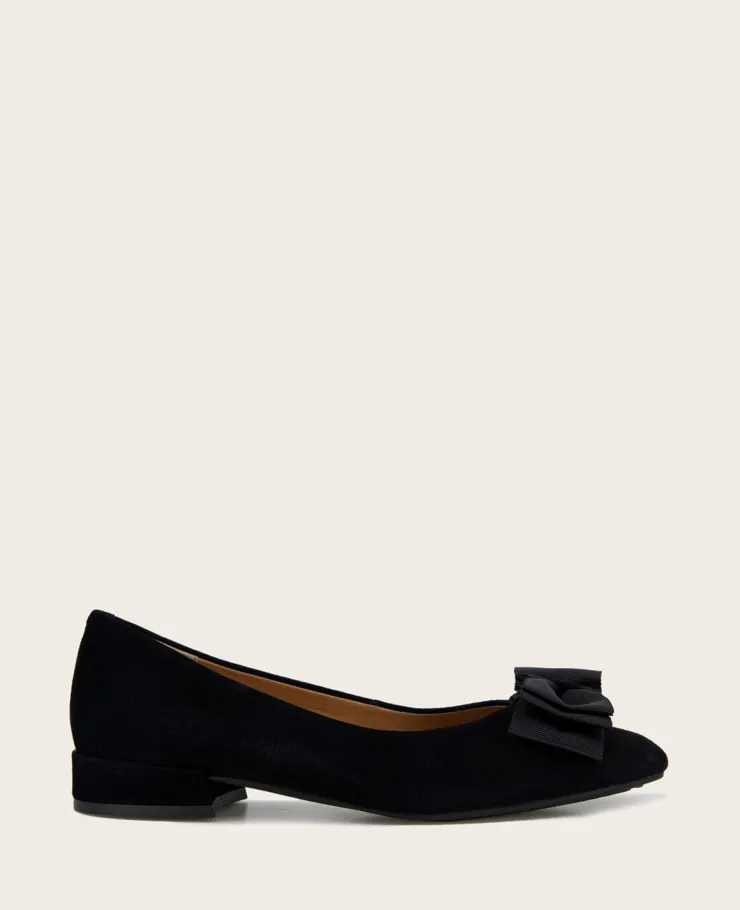 GENTLE SOULS - Atlas Suede Bow Flat>Kenneth Cole New