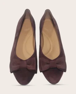 GENTLE SOULS - Atlas Suede Bow Flat><noscript><img width=