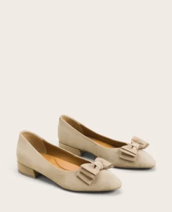 GENTLE SOULS - Atlas Suede Bow Flat><noscript><img width=