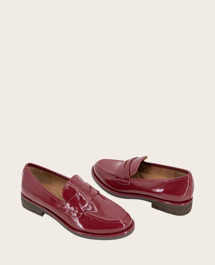 GENTLE SOULS - Cybil Crinkle Patent Loafer>Kenneth Cole Online