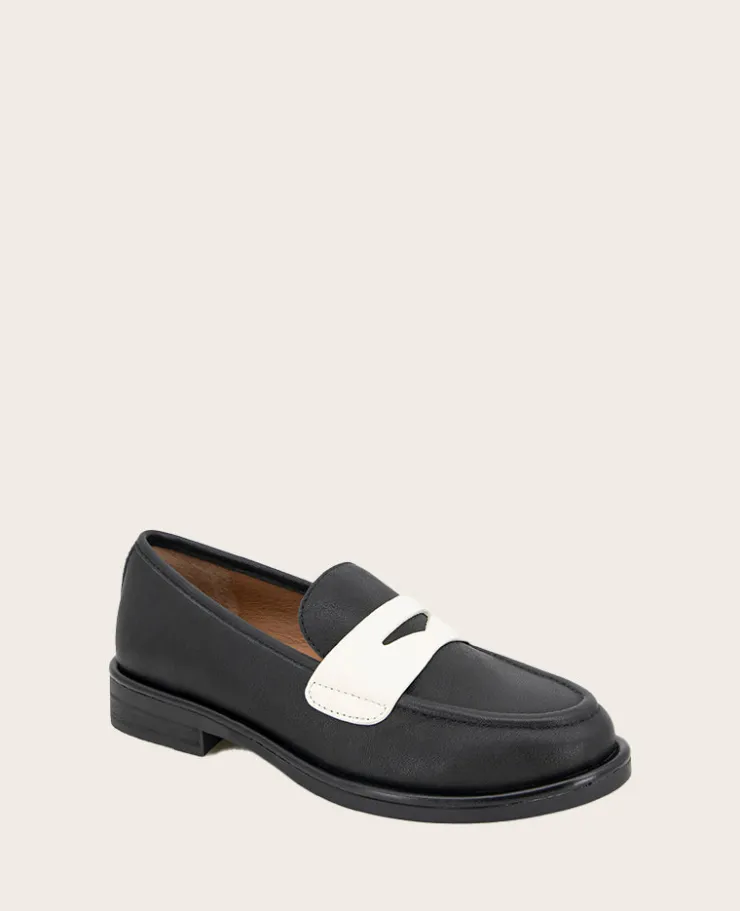 GENTLE SOULS - Cybil Leather Loafer>Kenneth Cole
