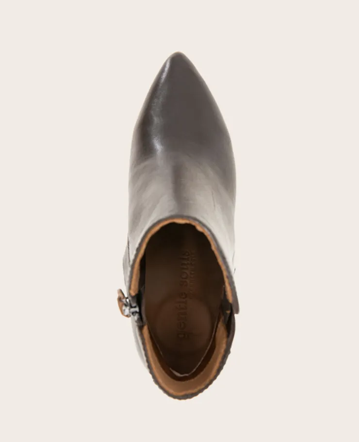 GENTLE SOULS - Danbury Leather Double Gore Heel Boot>Kenneth Cole Hot