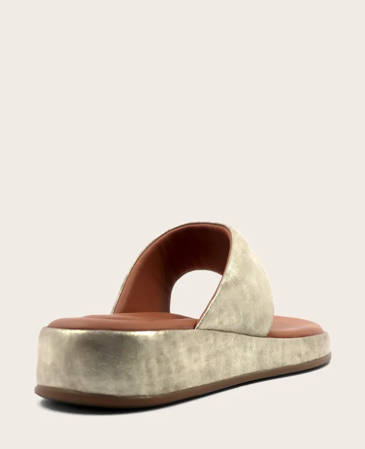 GENTLE SOULS - Daya Metallic Thong Sandal>Kenneth Cole Online