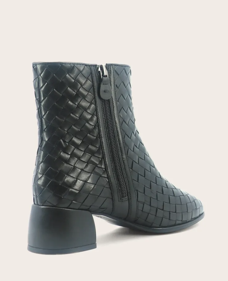 GENTLE SOULS - Elodie Leather Woven Side Zip Boot>Kenneth Cole Clearance