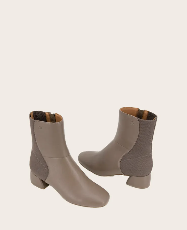 GENTLE SOULS - Emily Leather Elastic Side Zip Boot>Kenneth Cole