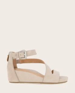 GENTLE SOULS - Gwen Nubuck Wedge Sandal>Kenneth Cole
