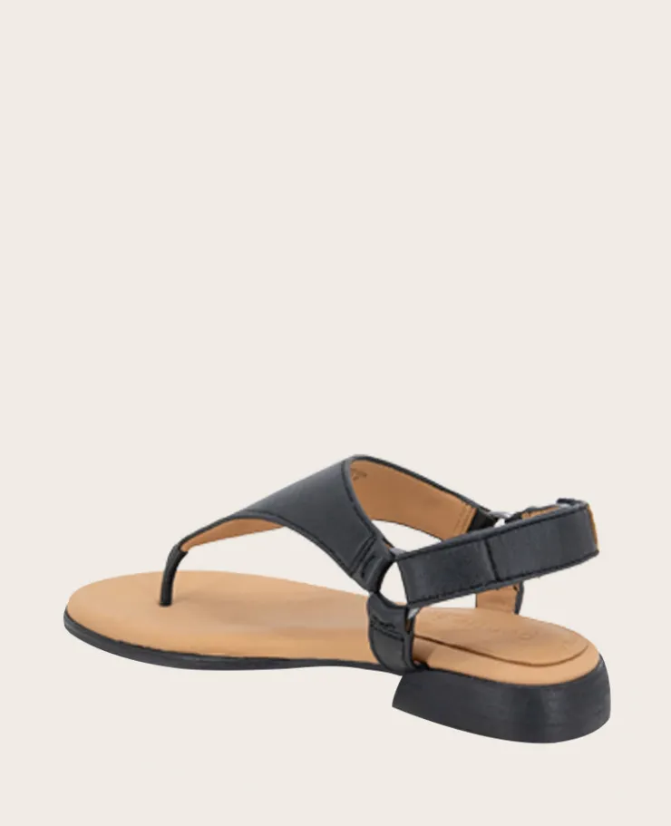 GENTLE SOULS - Holly Leather Ankle Strap Thong>Kenneth Cole Hot