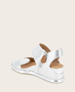GENTLE SOULS - Jolisa Metallic Woven Detail Wedge><noscript><img width=