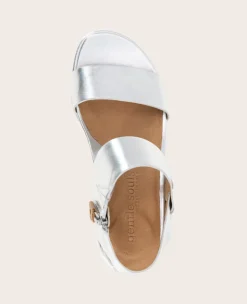 GENTLE SOULS - Jolisa Metallic Woven Detail Wedge><noscript><img width=