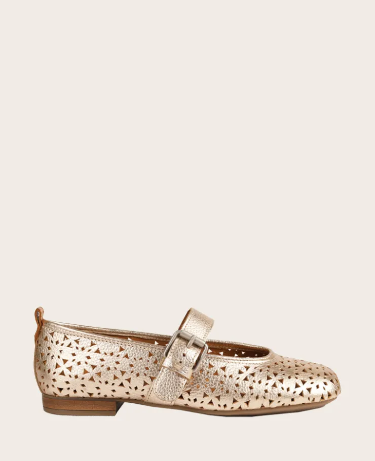 GENTLE SOULS - Karla Perforated Metallic Mary Jane>Kenneth Cole Online