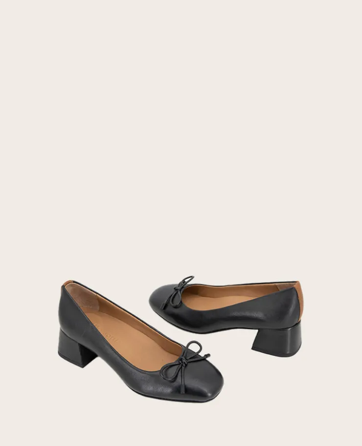GENTLE SOULS - Lancine Leather Bow Heel>Kenneth Cole Online