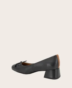 GENTLE SOULS - Lancine Leather Bow Heel><noscript><img width=