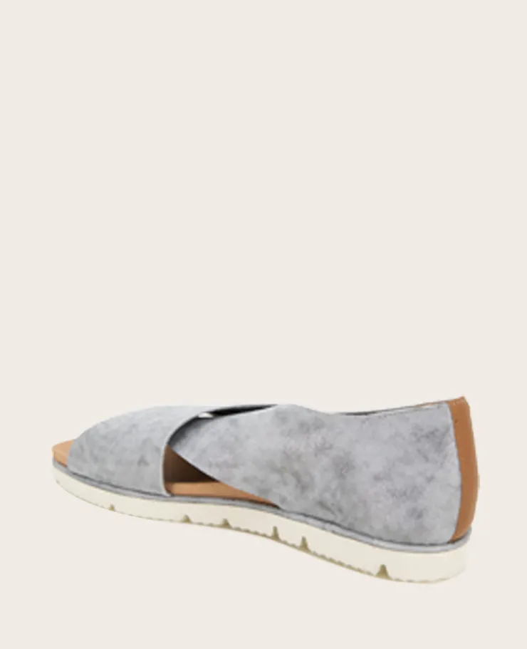 GENTLE SOULS - Leslie X Band Metallic Tread Sole Sandal>Kenneth Cole Outlet