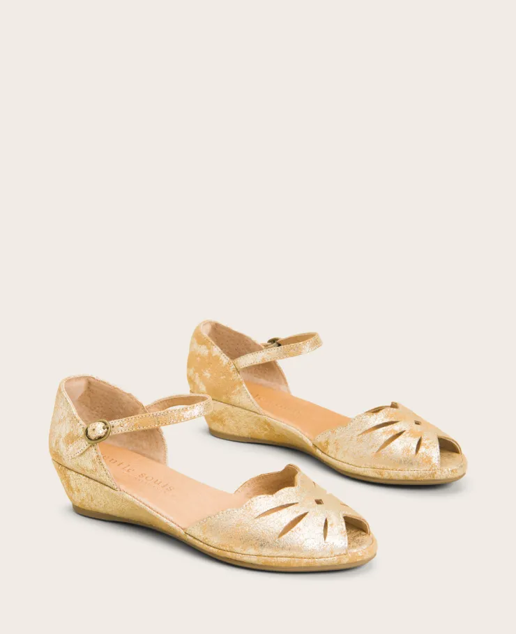 GENTLE SOULS - Lily Moon Ankle Strap Sandal>Kenneth Cole Outlet