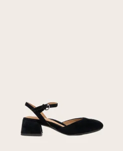 GENTLE SOULS - Lucinda Suede Closed Toe Strap Sandal>Kenneth Cole Outlet