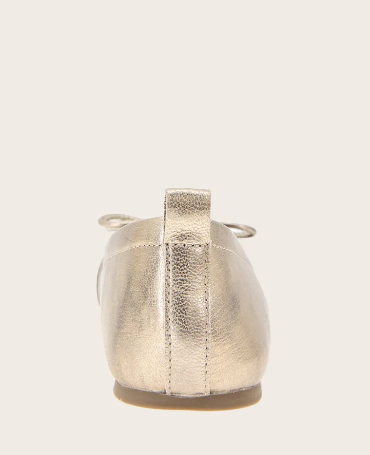 GENTLE SOULS - Marilyn Leather Pleated Ballet Flat>Kenneth Cole Clearance