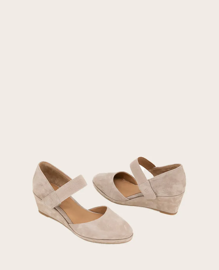 GENTLE SOULS - Oriana Suede Wedge>Kenneth Cole Best