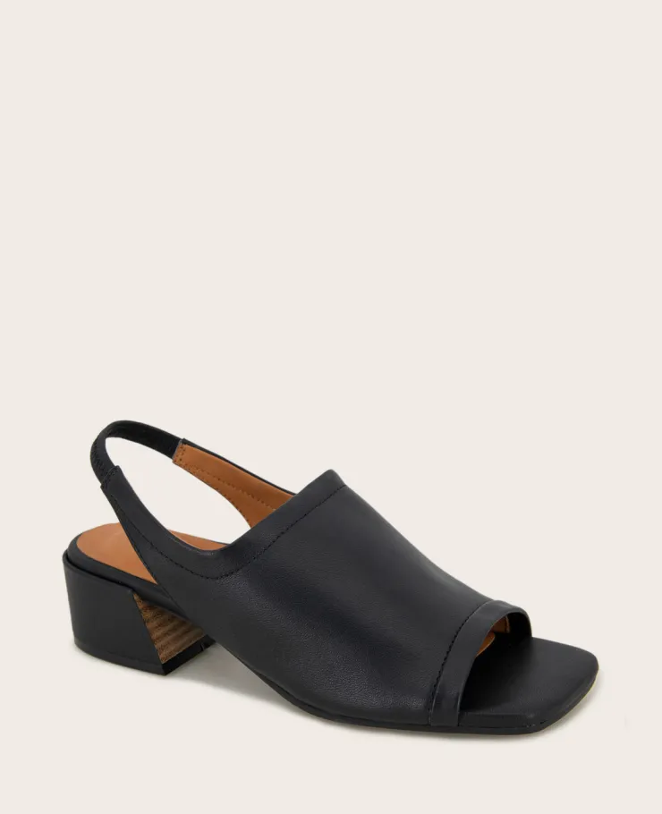 GENTLE SOULS - Penny Block Heel Slingback Sandal>Kenneth Cole Outlet