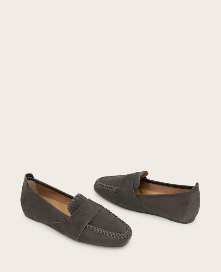 GENTLE SOULS - Sandra Suede Braid Detail Loafer>Kenneth Cole Online