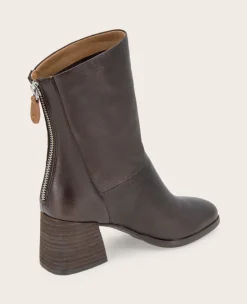 GENTLE SOULS - Sarnac Metallic Side Zip Boot><noscript><img width=