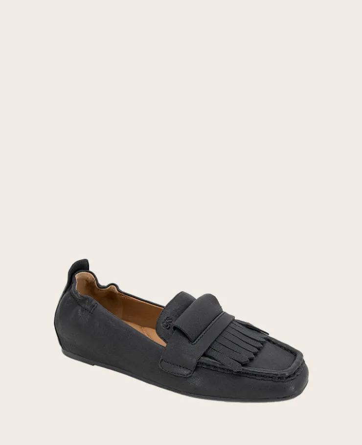 GENTLE SOULS - Scotty Tassel Leather Loafer>Kenneth Cole Outlet