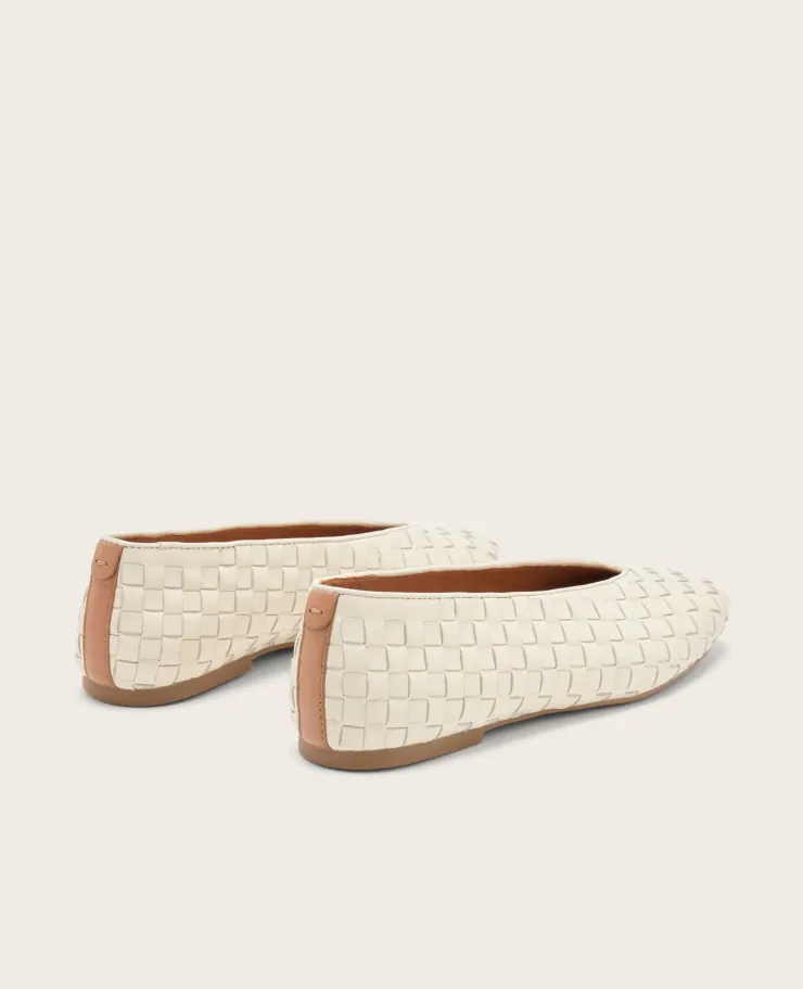GENTLE SOULS - Willow Woven Leather Flat>Kenneth Cole Clearance