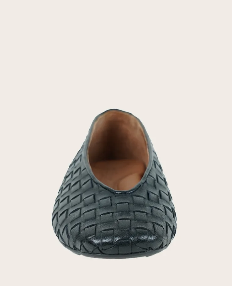 GENTLE SOULS - Willow Woven Leather Flat>Kenneth Cole Hot