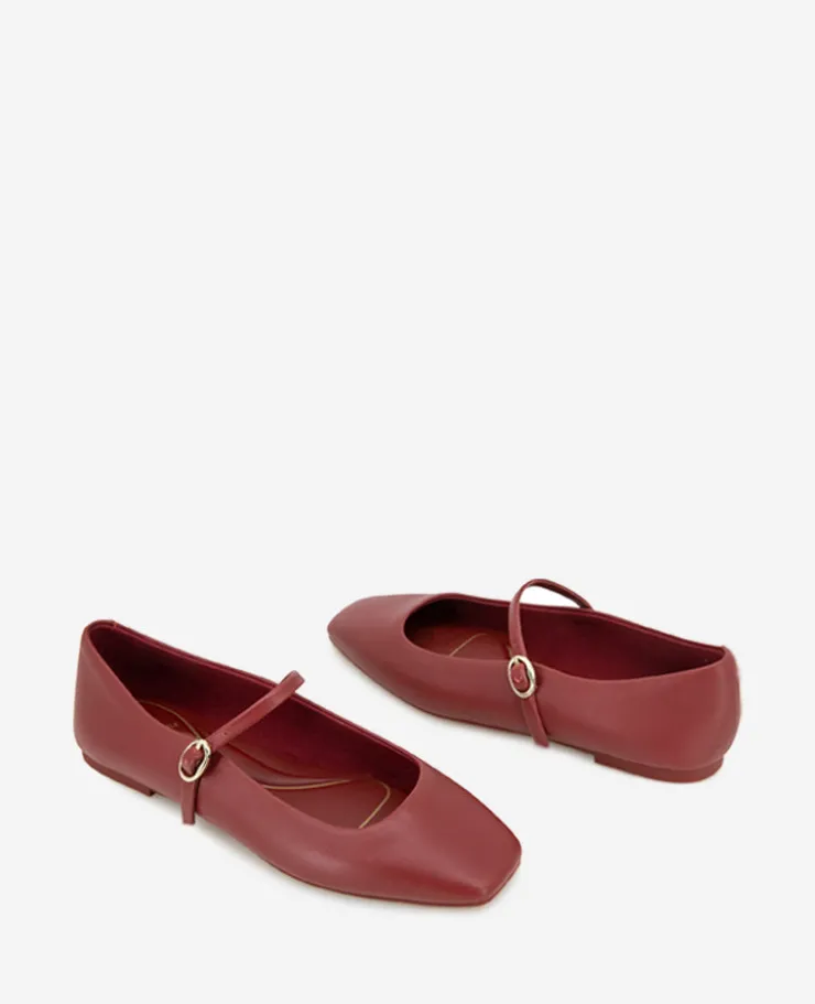 Jasper Leather Ballet Flat>Kenneth Cole Online