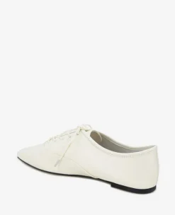 Justice Box Toe Lace Up Flat><noscript><img width=
