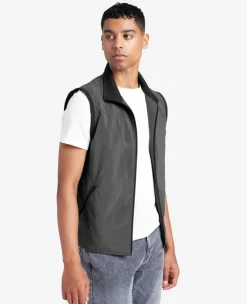 Lightweight Water-Resistant Vest><noscript><img width=
