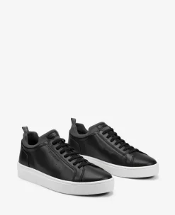 Nevel Slip On Sneaker><noscript><img width=