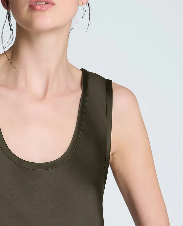 Satin Scoop Neck Tank>Kenneth Cole Online