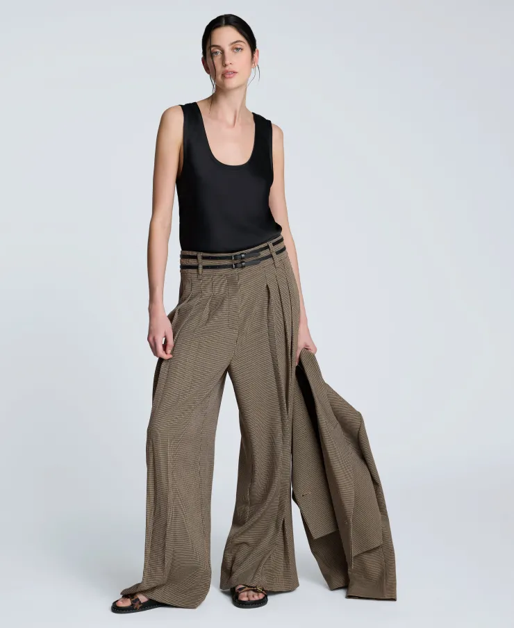 Satin Scoop Neck Tank>Kenneth Cole