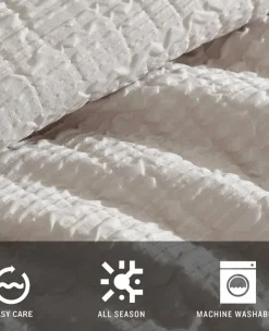 Serenity Wavy Lines Duvet Cover Set><noscript><img width=