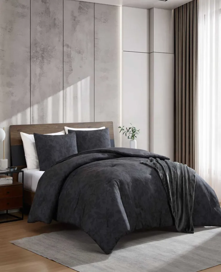 Silhouette Floral Comforter + Sham Set>Kenneth Cole New