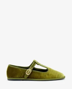 Verona Velvet T-Strap Mary Jane Flat>Kenneth Cole Clearance